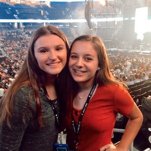 Meet your Posher, Ava